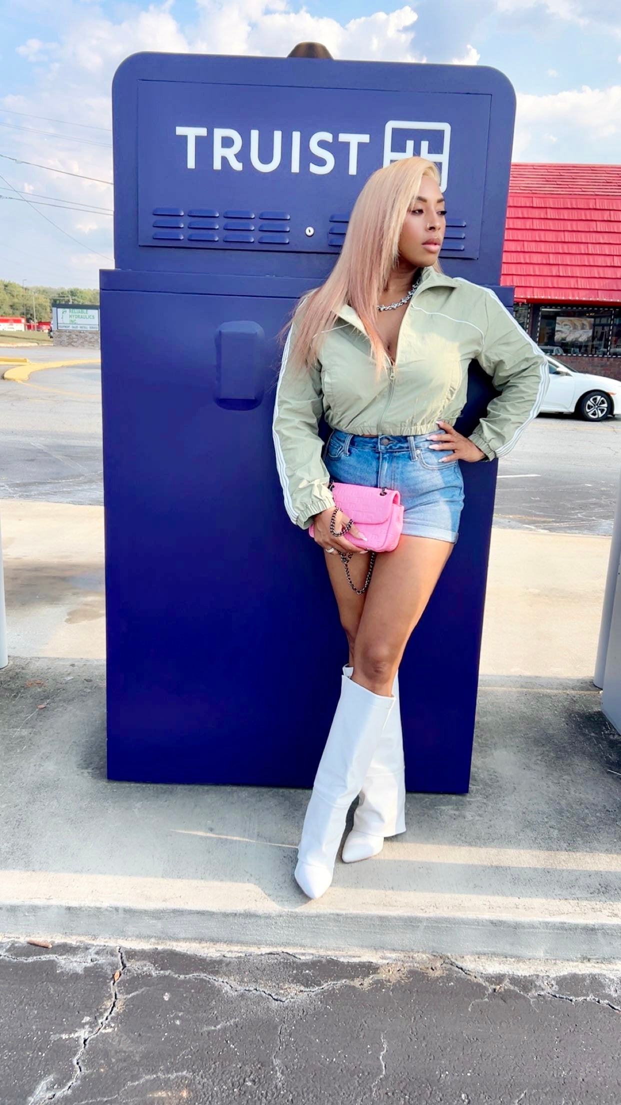 "Pink Lola"
